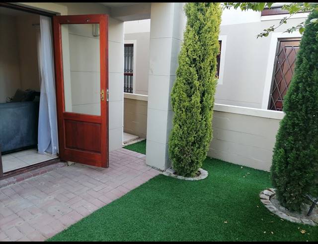 2 BEDROOM DUPLEX TO LET IN PARKLANDS NORTH
